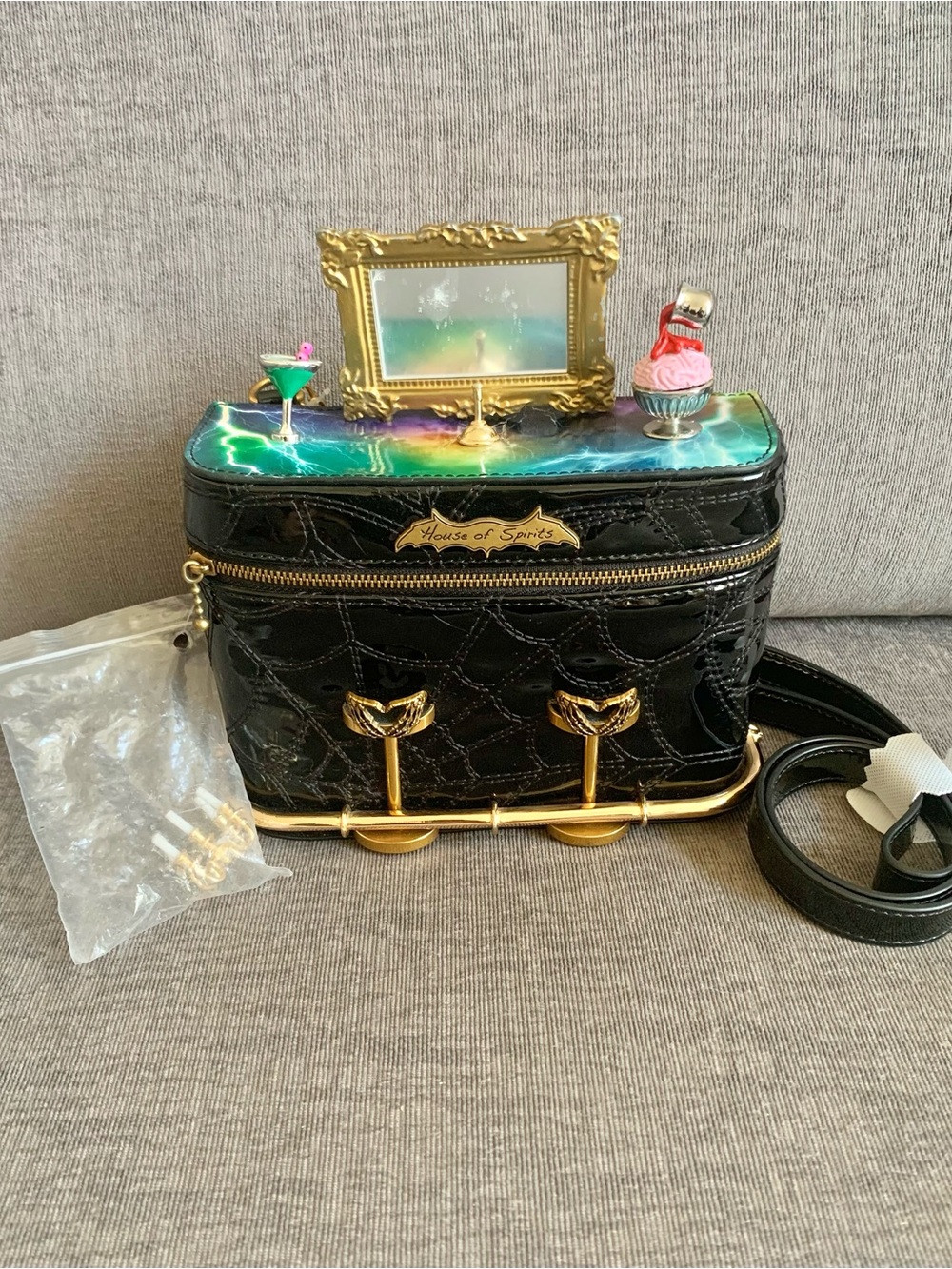 Betsey Johnson Kitsch House Of Spirits Crossbody Halloween Bag NewWithDefect2